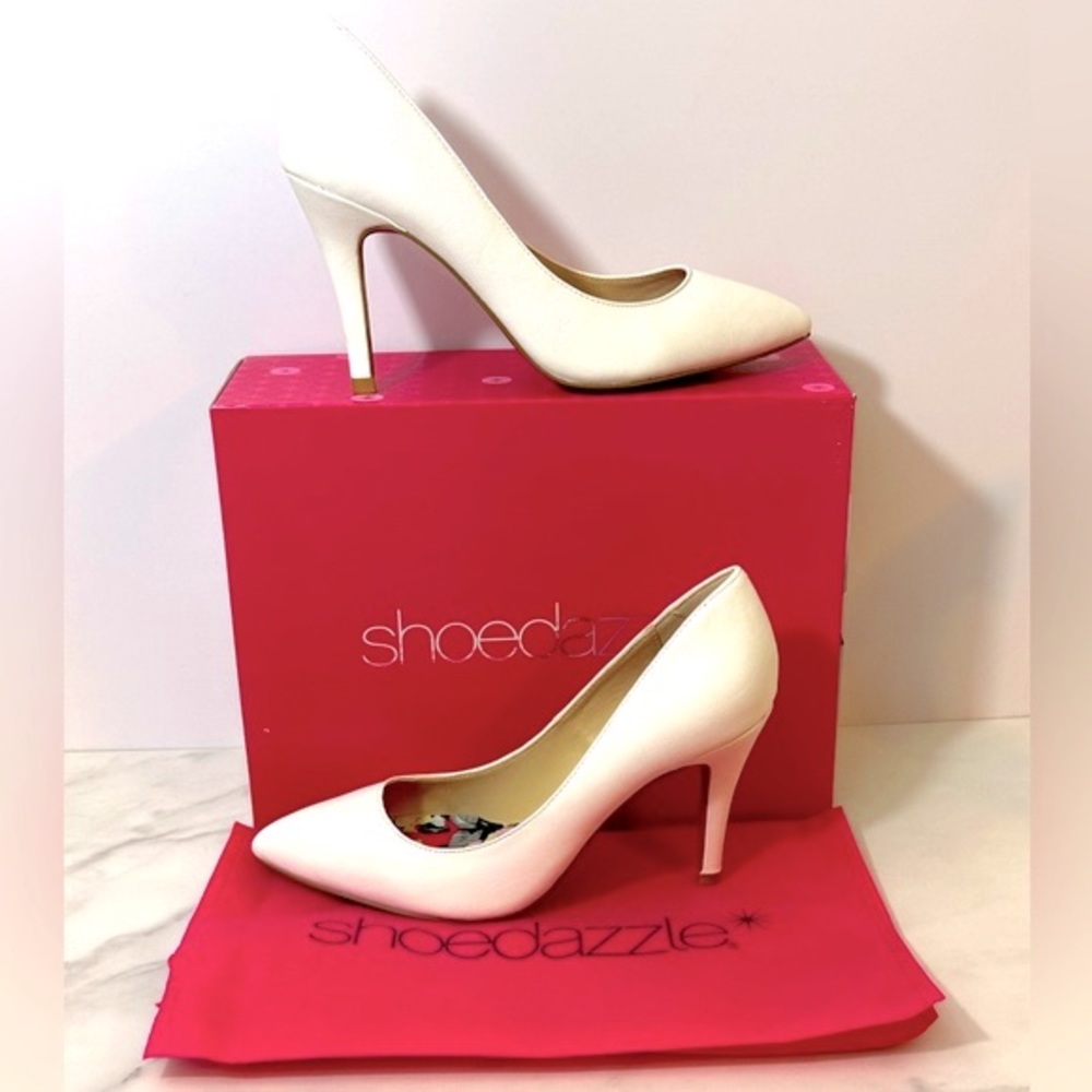 NWT Shoedazzle Women's Ynez White Pink Bottom Pump 3.75” Heel - Size 6.5